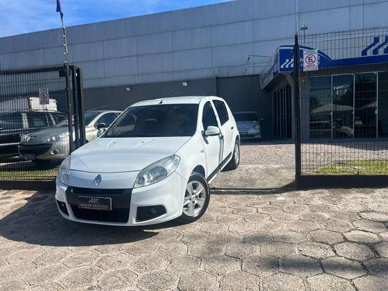 RENAULT SANDERO 1.0 AUTHENTIQUE 16V FLEX 4P MANUAL RENAULT SANDERO 1.0 AUTHENTIQUE 16V FLEX 4P MANUAL